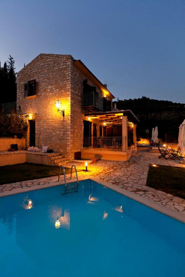 Parathalasso Villas 蒙纳斯提拉 外观 照片