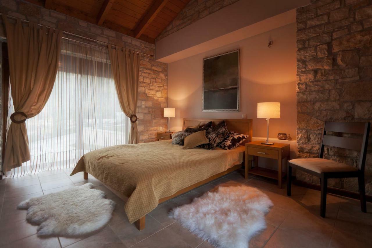 Parathalasso Villas 蒙纳斯提拉 外观 照片